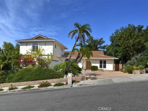 3935 Bon Homme, Calabasas, CA 91302
