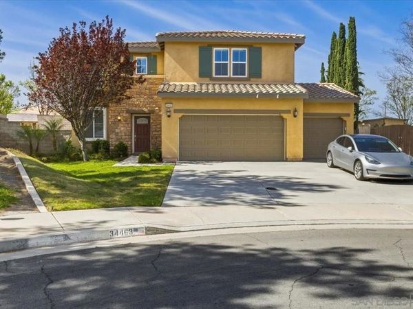34463 Hillingdon, Winchester, CA 92596