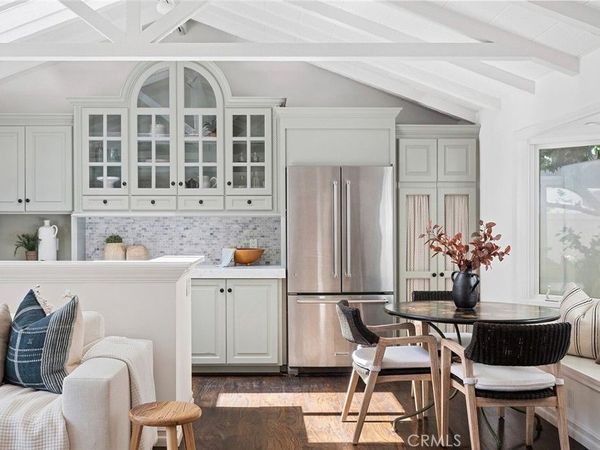 2571 Waverly Drive, Newport Beach, CA 92663