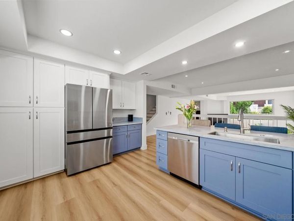 7410 Caminito Carlotta, San Diego, CA 92120