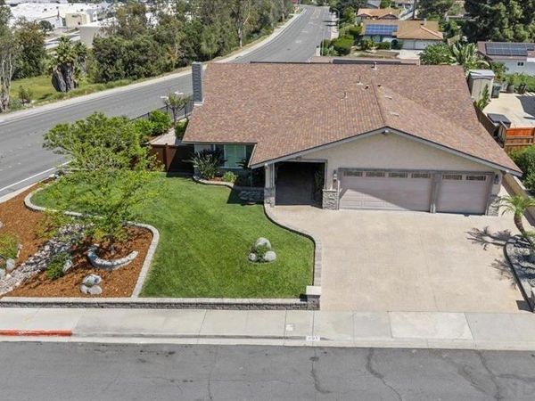 2185 Estela, El Cajon, CA 92020