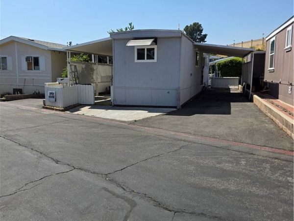 12401 Filmore #637 Street, Unit 637, Sylmar, CA 91342