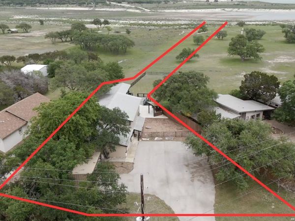 707 Park Shores, Canyon Lake, TX 78133