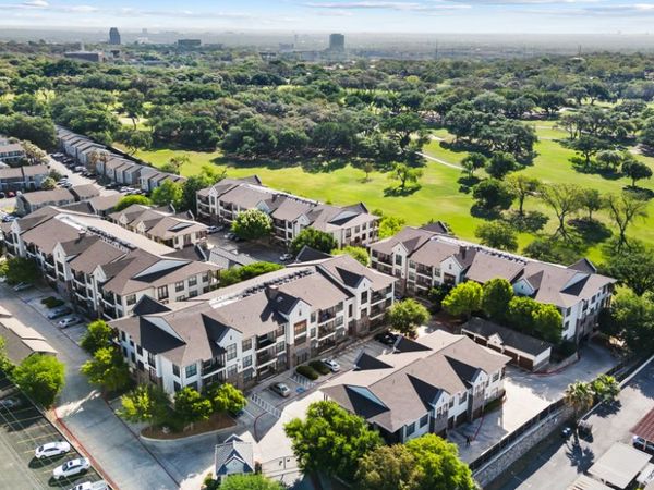 7342 Oak Manor Dr, Unit 1302, San Antonio, TX 78229