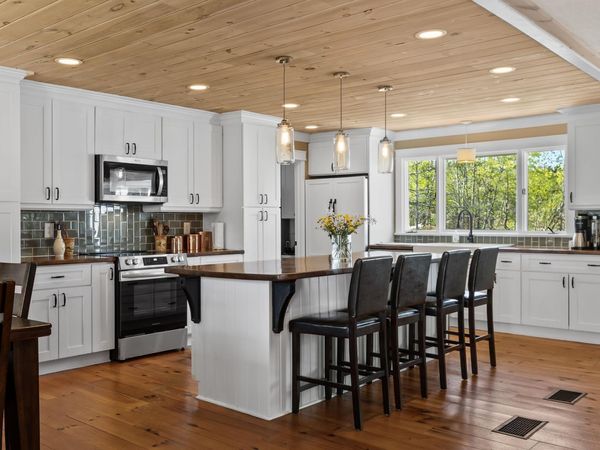 3505 SARAH DR, Charlottesville, VA 22911