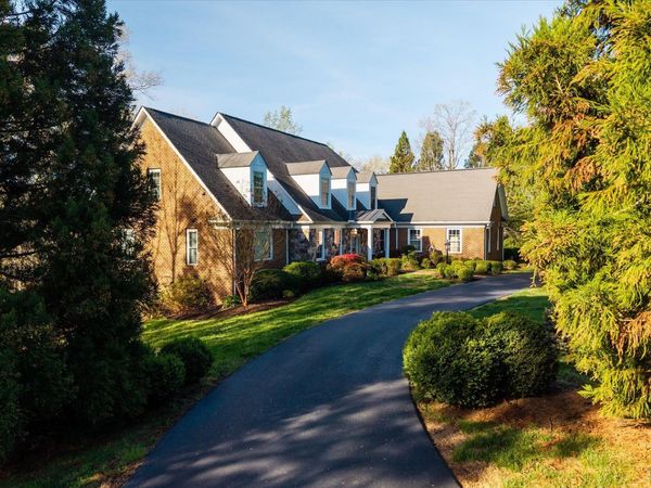 1813 WESTERHAM ST, Keswick, VA 22947