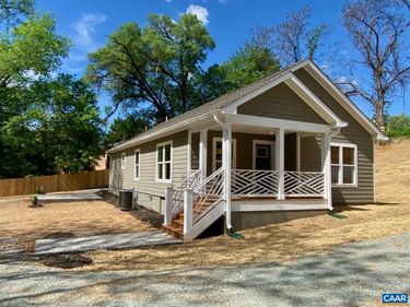 108 BOLLINGBROOK DR, Charlottesville, VA 22911