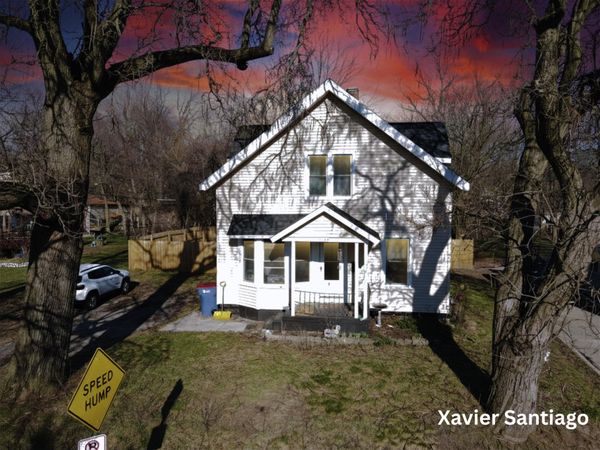 1128 Emerald Avenue NE, Grand Rapids, MI 49503