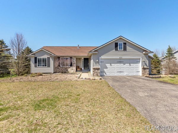 6336 Thornapple Valley Drive, Hastings, MI 49058