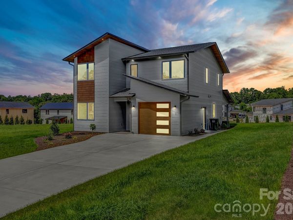 79 Scott Meadows Drive , Asheville, NC 28806