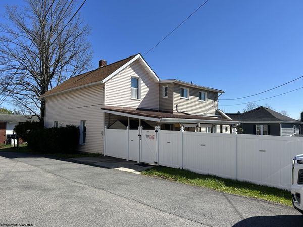 106 E High, Kingwood, WV 26537