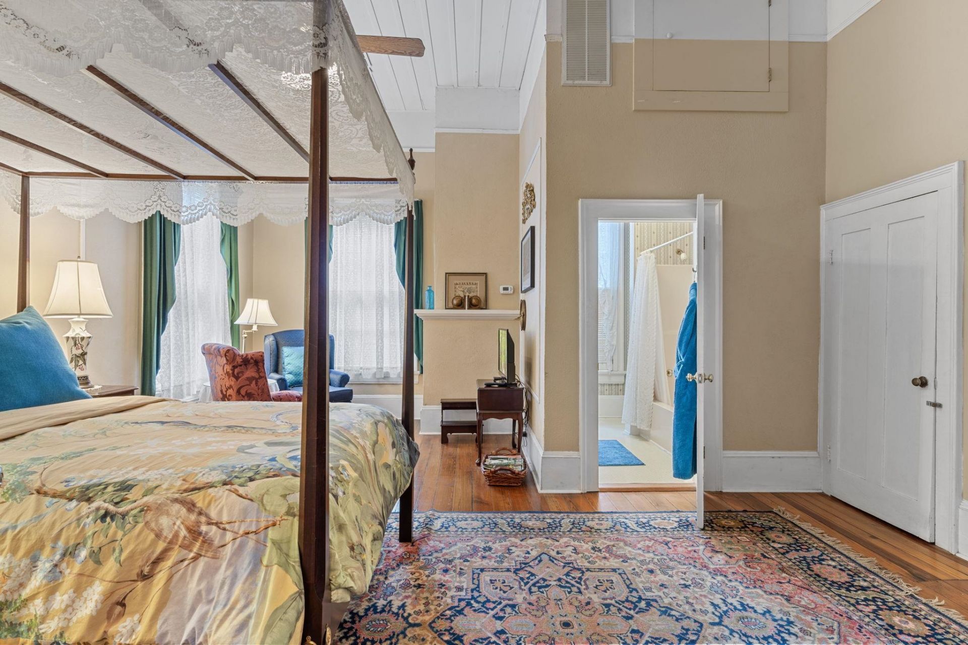 215 N Madison Street , Quincy, FL 32351 Photo