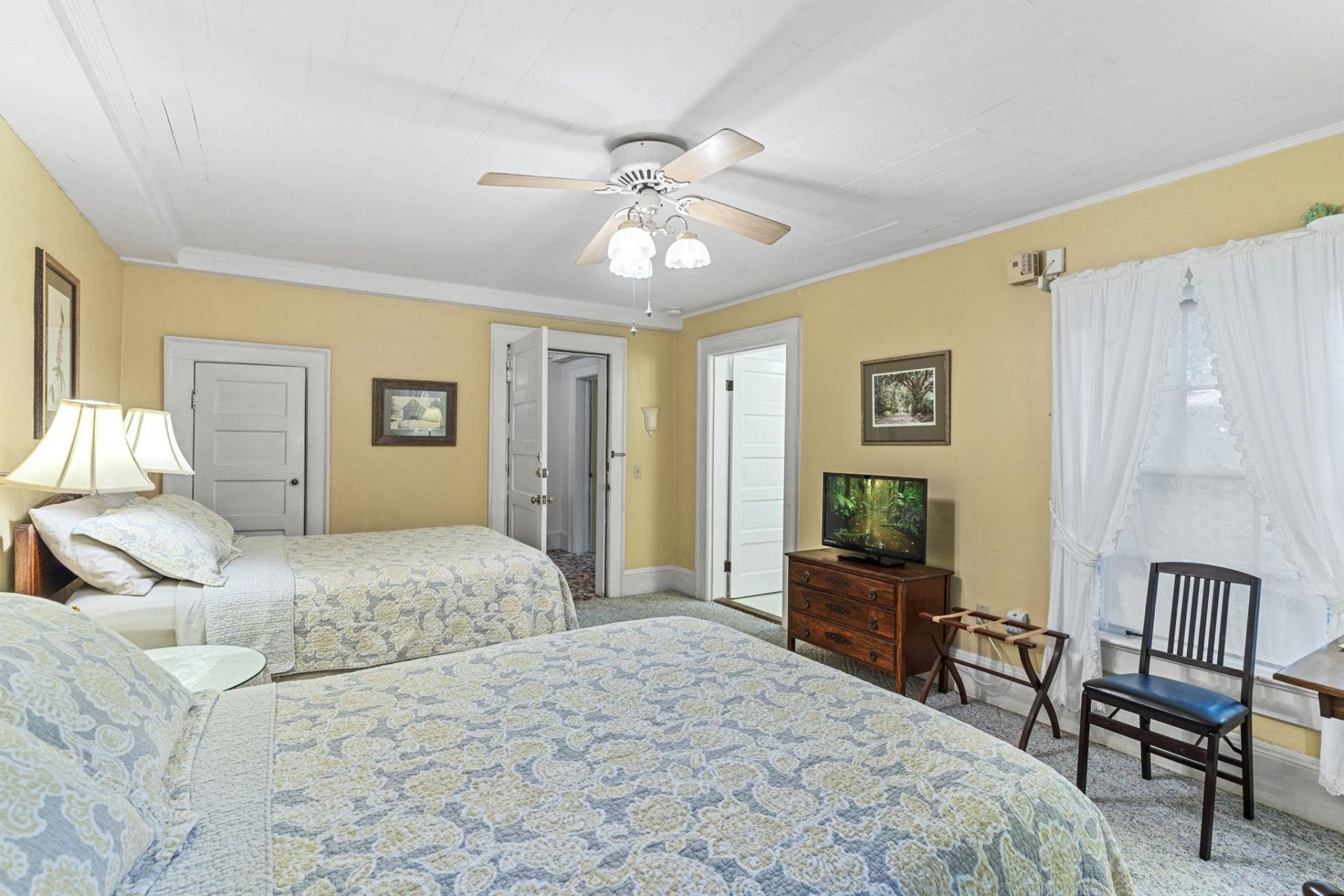 215 N Madison Street , Quincy, FL 32351 Photo