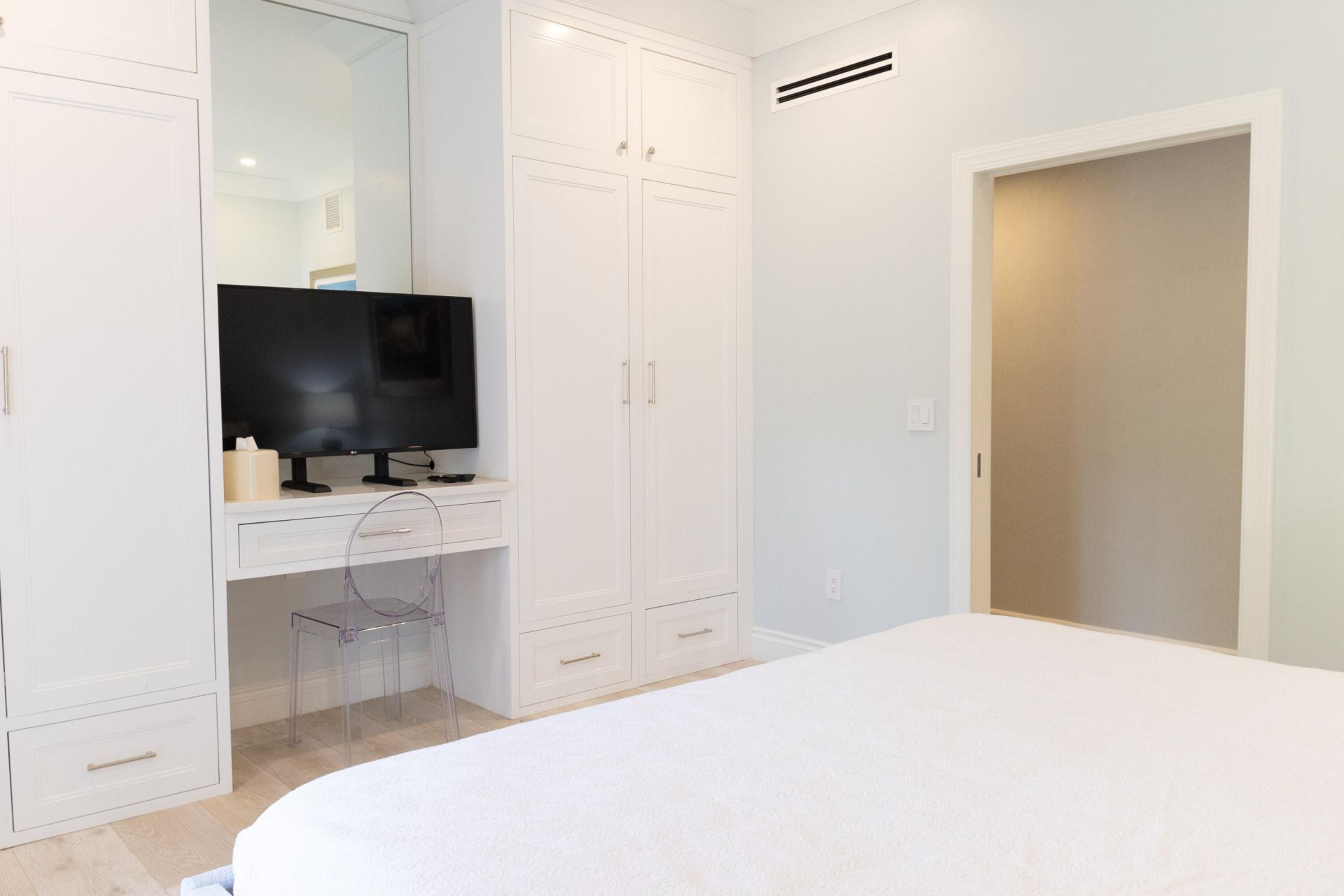 311 Cocoanut Row, Unit 101, Palm Beach, FL 33480 Photo