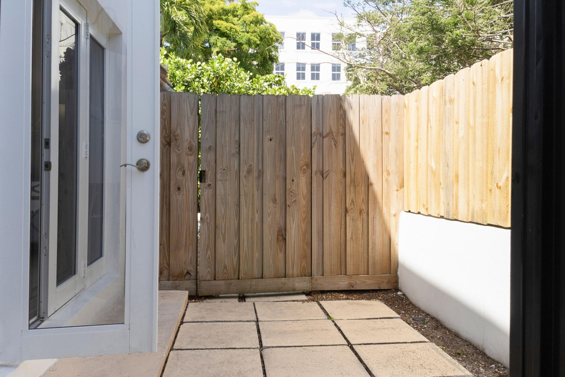 311 Cocoanut Row, Unit 101, Palm Beach, FL 33480 Photo