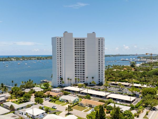 5200 N Flagler Drive, Unit 803, West Palm Beach, FL 33407