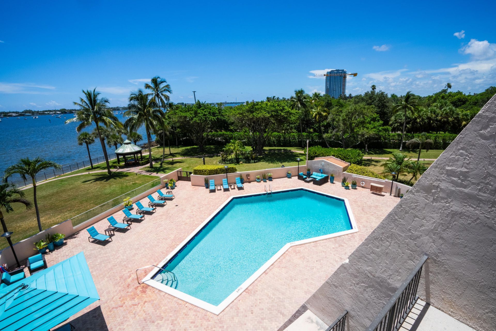 5200 N Flagler Drive, Unit 803, West Palm Beach, FL 33407 Photo
