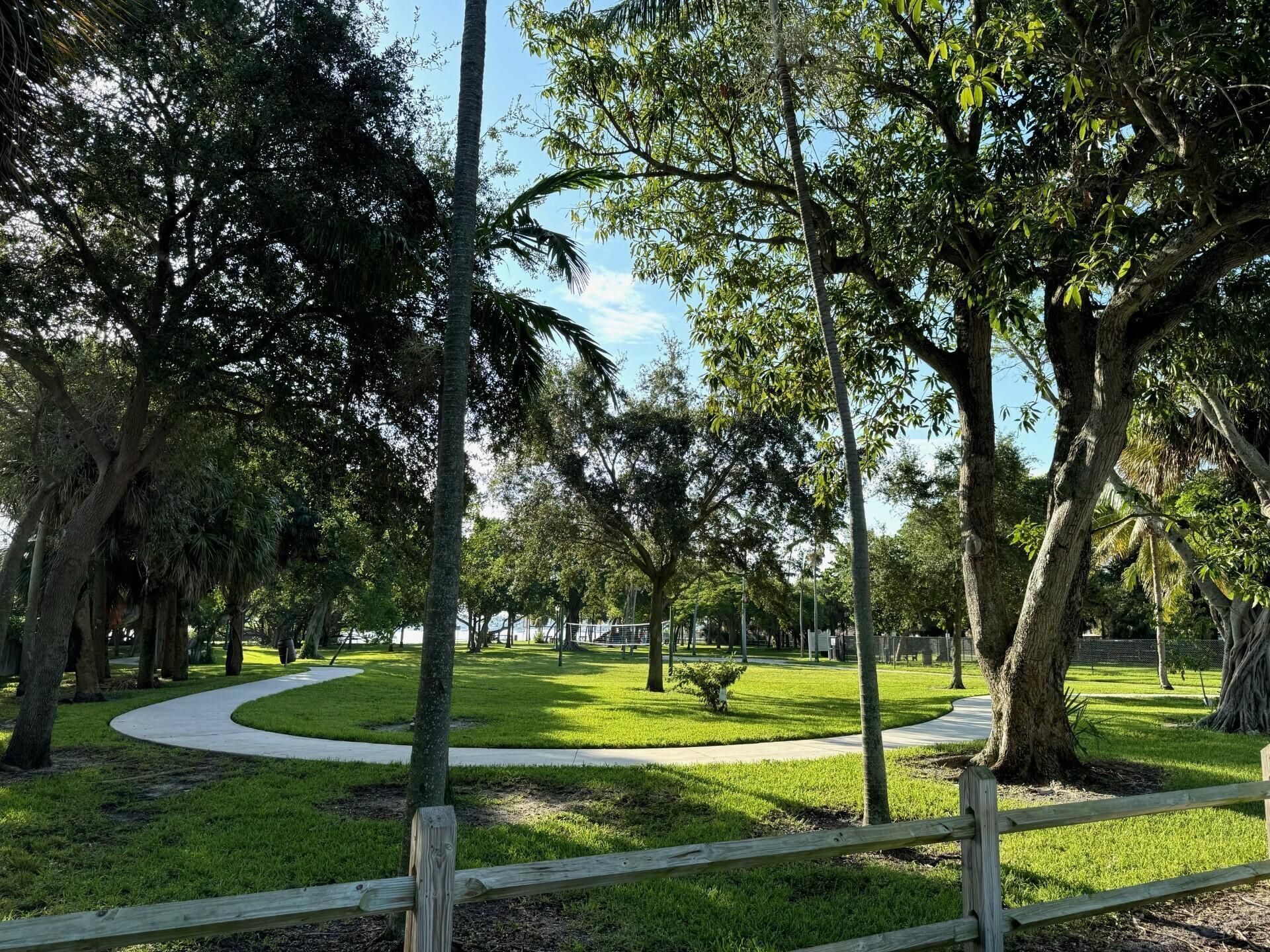 5200 N Flagler Drive, Unit 803, West Palm Beach, FL 33407 Photo