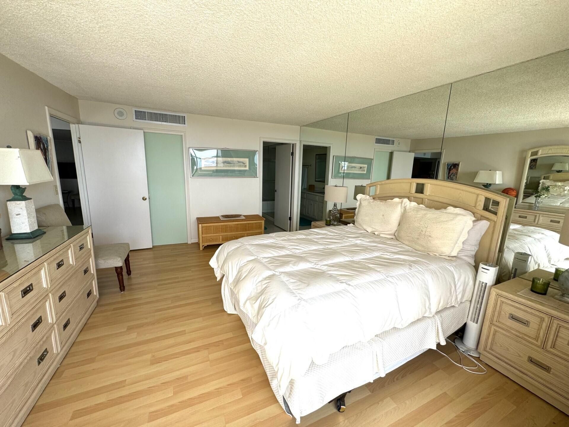 5200 N Flagler Drive, Unit 803, West Palm Beach, FL 33407 Photo