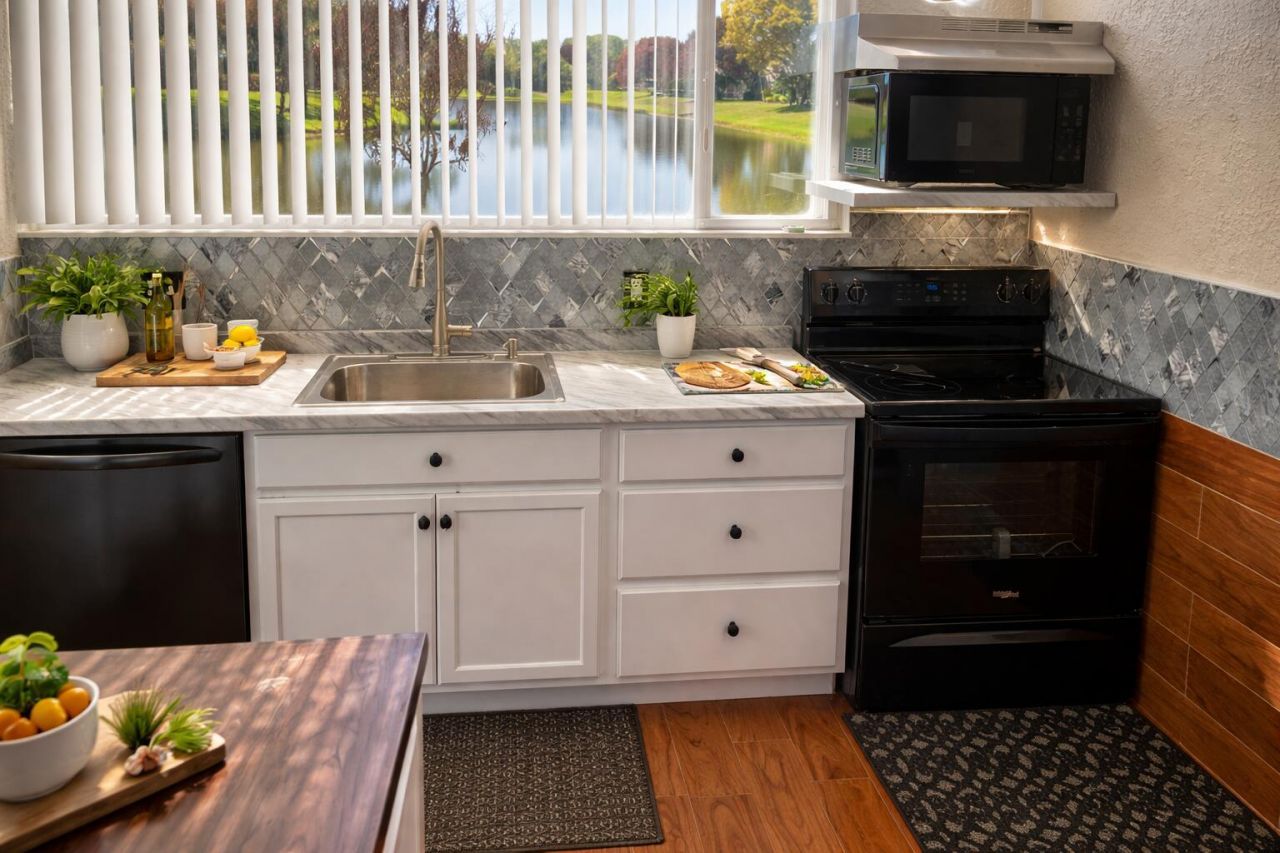 1260 SW Maplewood Drive, Port Saint Lucie, FL 34986 Photo