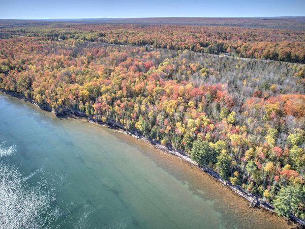 12185 N US 41 Highway, Baraga Twp, MI 49958