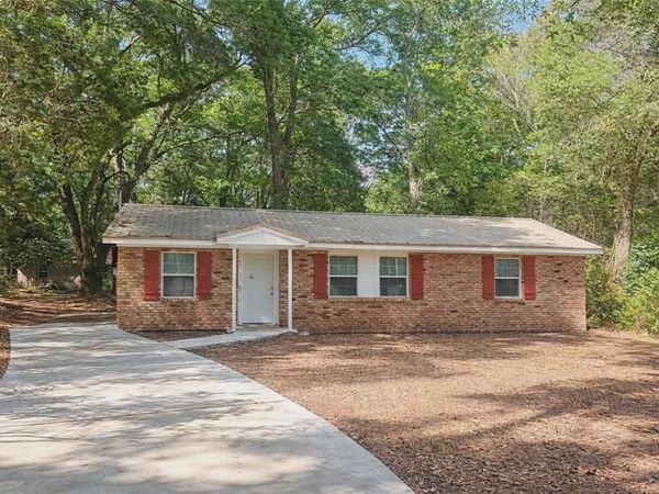 1504 Olivedale Court , Mobile, AL 36609