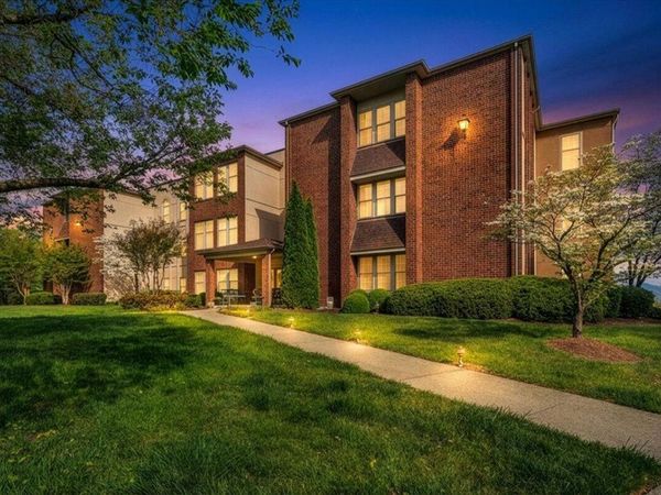 4641 Heather DR SW, Unit APT 313, Roanoke, VA 24018