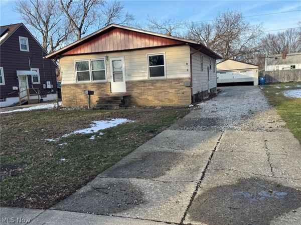 581 E 332nd Street , Eastlake, OH 44095