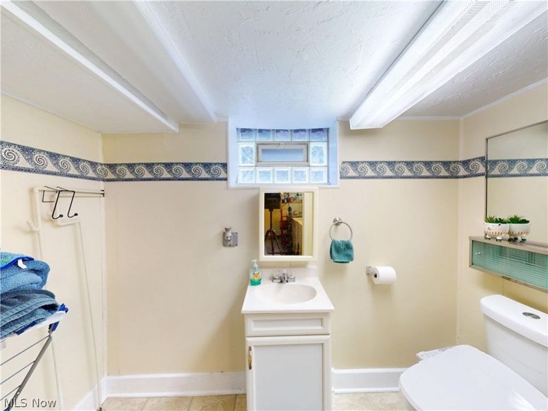 5162 Oakmont Drive, Lyndhurst, OH 44124 Photo 29