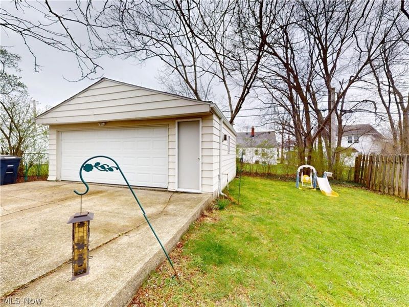 5162 Oakmont Drive, Lyndhurst, OH 44124 Photo 36