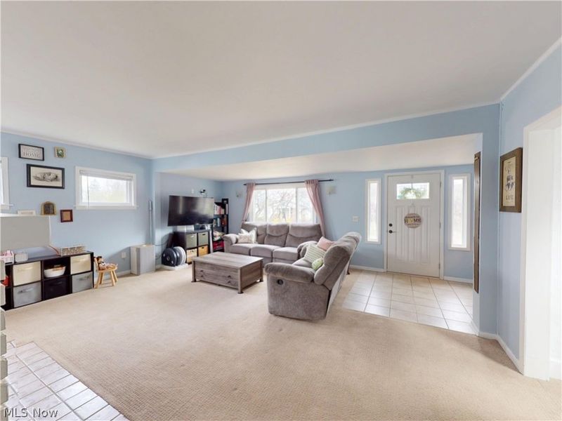 5162 Oakmont Drive, Lyndhurst, OH 44124 Photo 4