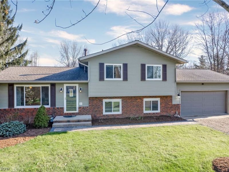 5225 Waterloo Road, Atwater, OH 44201 Photo 1