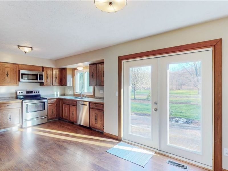 5225 Waterloo Road, Atwater, OH 44201 Photo 10