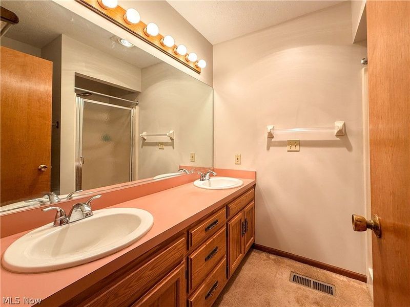 92 Sturbridge Drive, Medina, OH 44256 Photo 17