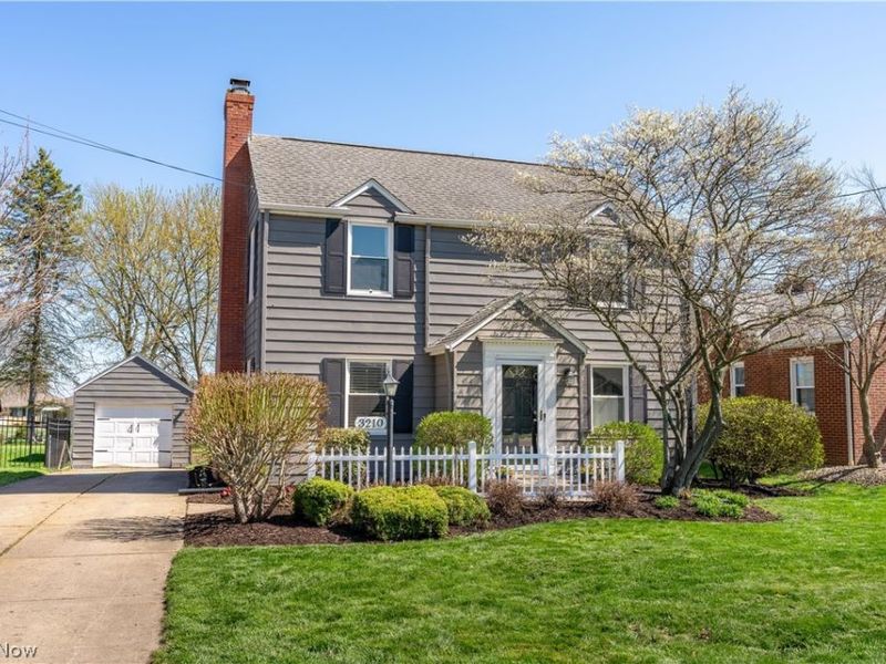 3210 Martindale Road NE, Canton, OH 44714 Photo 1