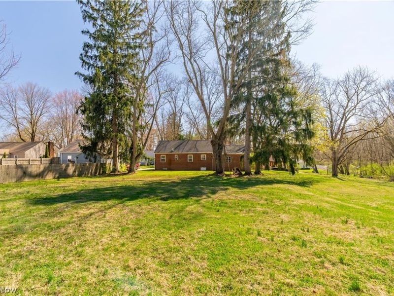 1521 Edgemoor Avenue, Akron, OH 44313 Photo 19