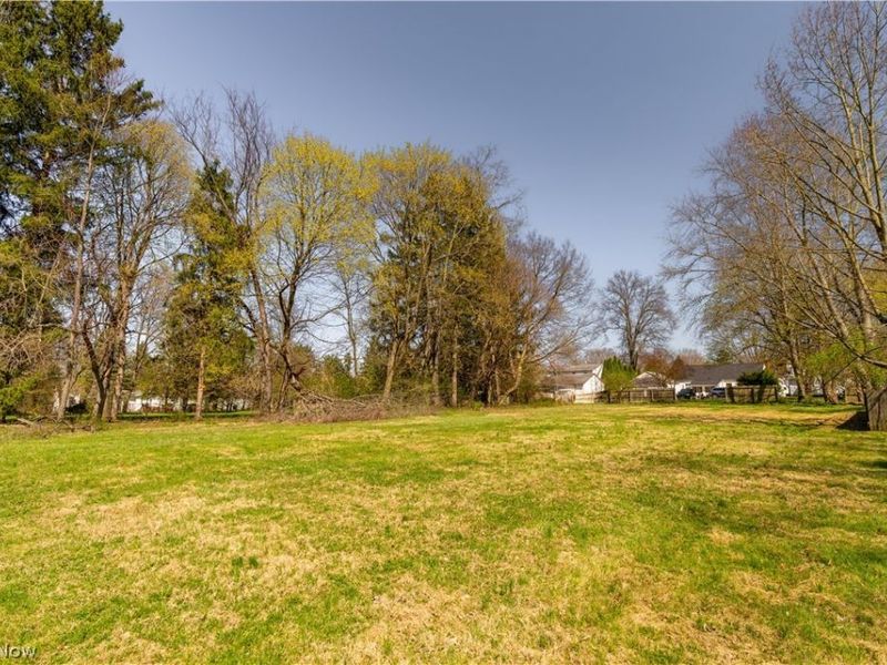 1521 Edgemoor Avenue, Akron, OH 44313 Photo 22