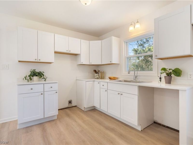 1521 Edgemoor Avenue, Akron, OH 44313 Photo 9