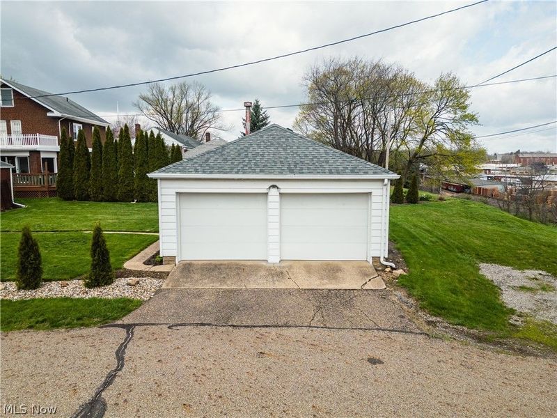 403 W Main Street, Sugarcreek, OH 44681 Photo 2