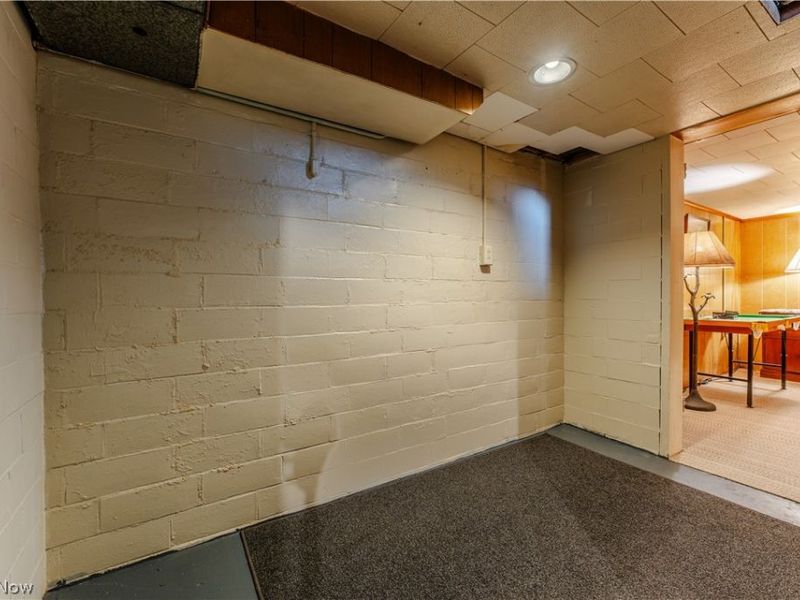 403 W Main Street, Sugarcreek, OH 44681 Photo 40