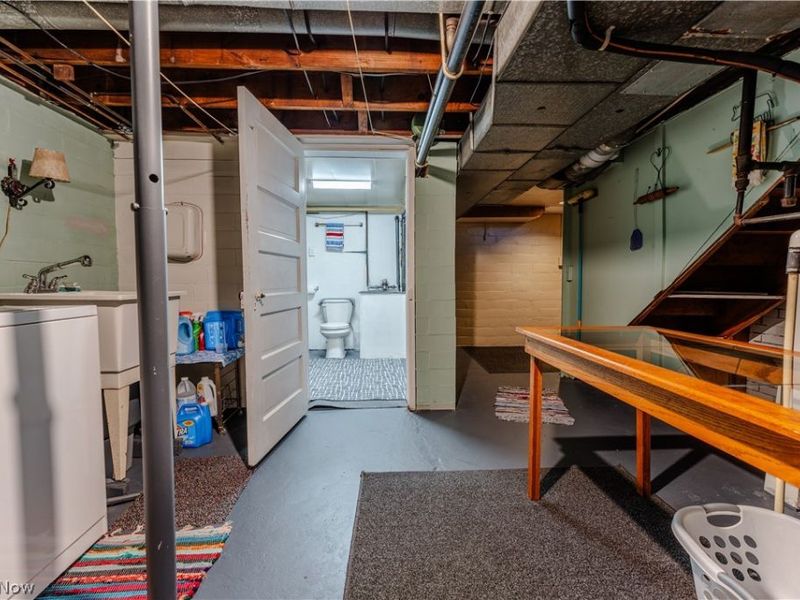 403 W Main Street, Sugarcreek, OH 44681 Photo 43