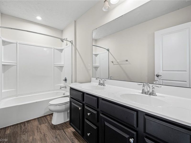 36590 Gladstone Mill Drive, North Ridgeville, OH 44039 Photo 34