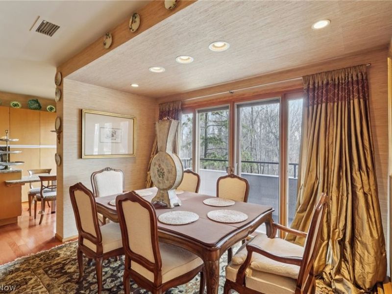 5200 Three Village Drive, Unit 1C, Lyndhurst, OH 44124 Photo 15