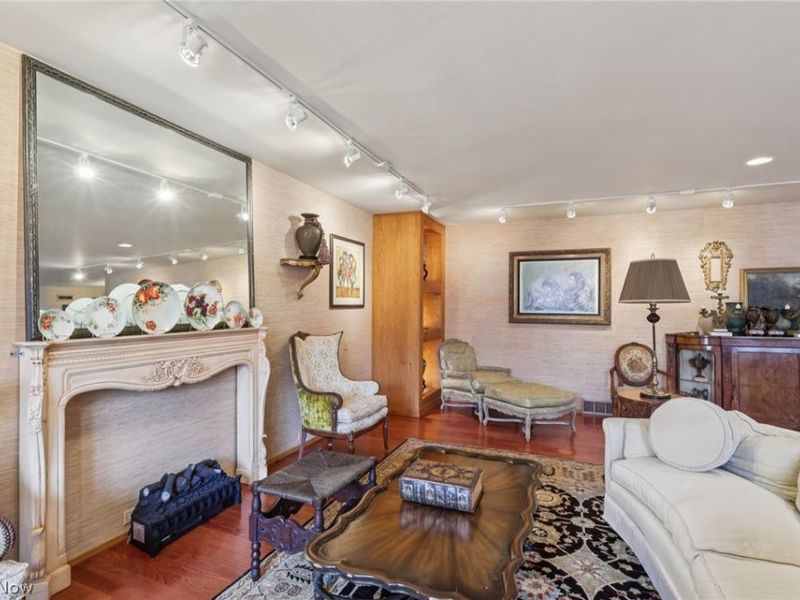 5200 Three Village Drive, Unit 1C, Lyndhurst, OH 44124 Photo 6