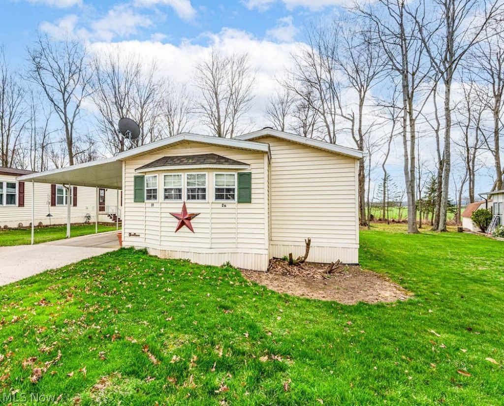 1229 Columbiana Lisbon Road, Columbiana, OH 44408
