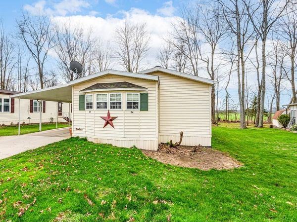 1229 Columbiana Lisbon Road, Unit 28, Columbiana, OH 44408