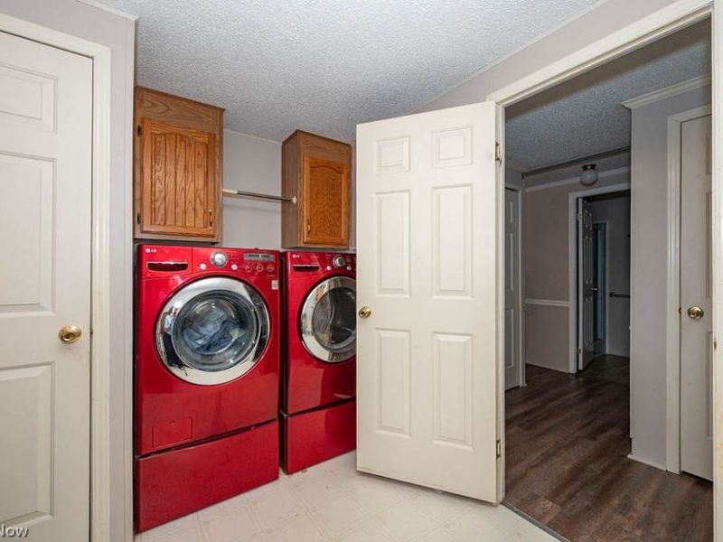 1229 Columbiana Lisbon Road, Unit 28, Columbiana, OH 44408 Photo 12