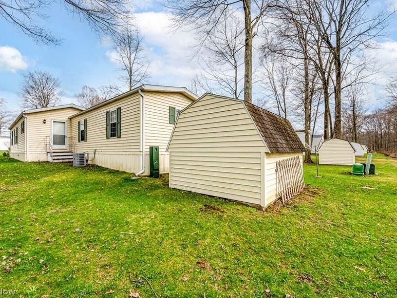 1229 Columbiana Lisbon Road, Unit 28, Columbiana, OH 44408 Photo 25