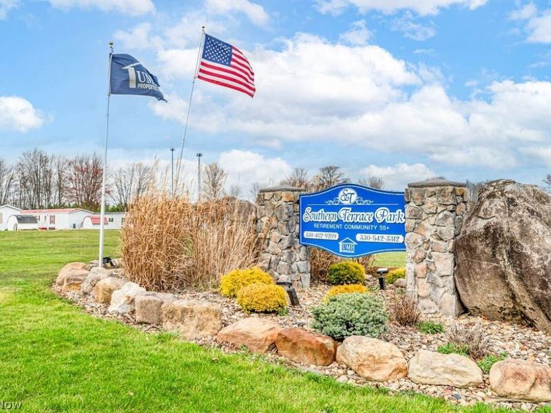 1229 Columbiana Lisbon Road, Unit 28, Columbiana, OH 44408 Photo 26