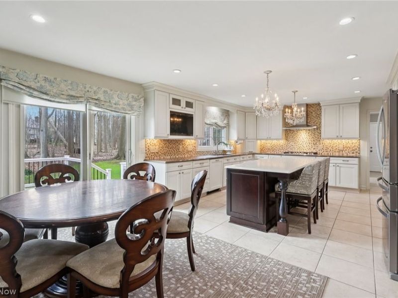 57 Fairfax Drive, Chagrin Falls, OH 44022 Photo 10